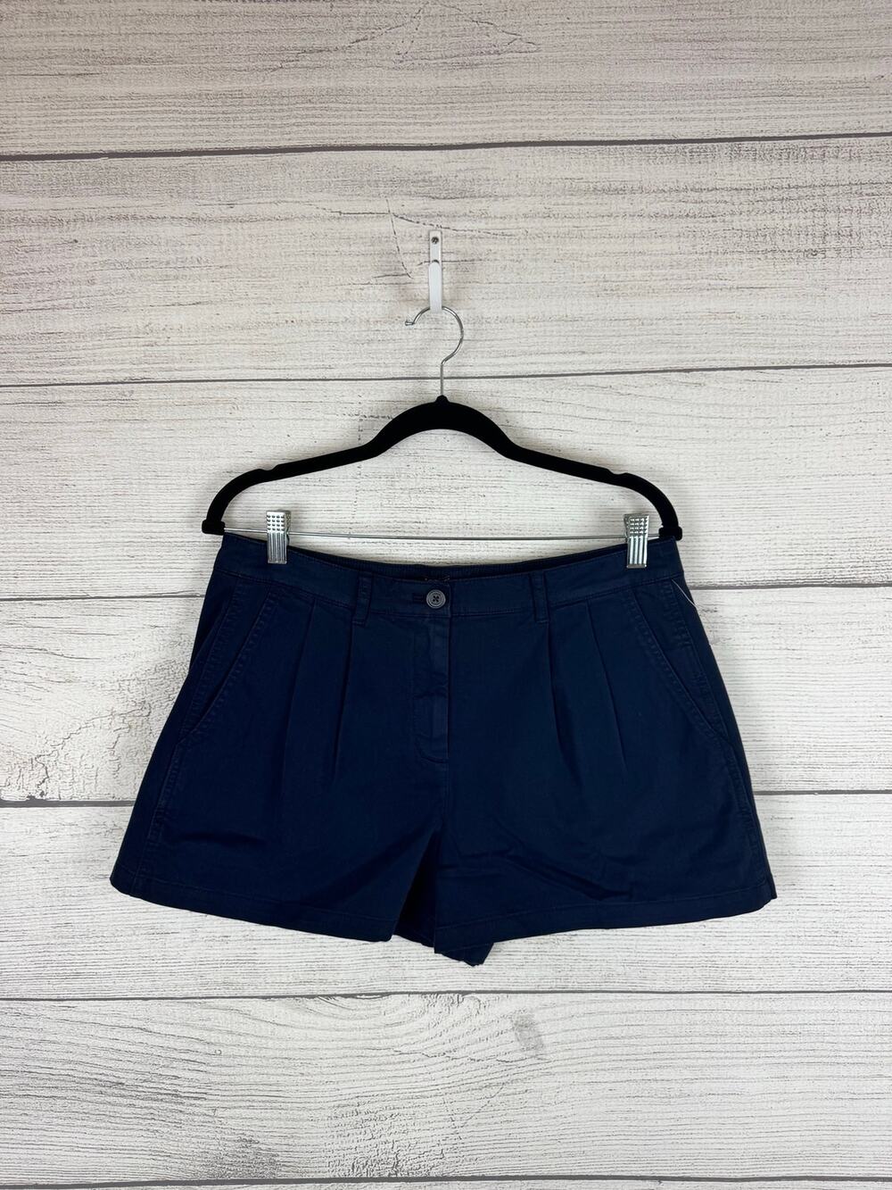 J.Crew Women's Navy Blue Pleated Heritage Chino Short Size 8